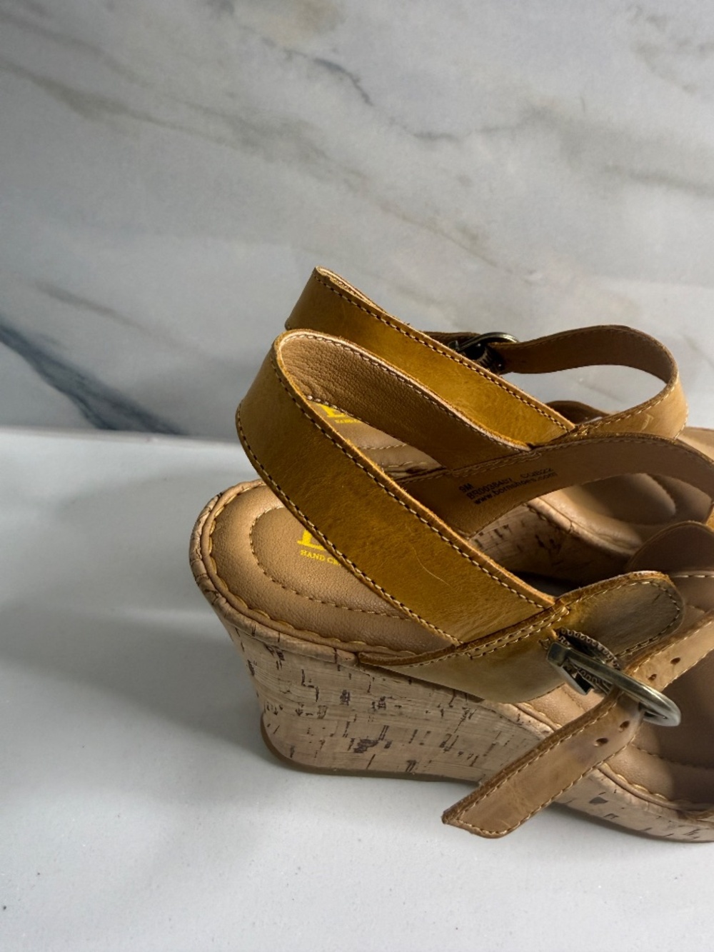 Børn Leather Cork Wedge Sandals Tan Ankle Strap Comfort Heels NWT Size 9 - Picture 14 of 16